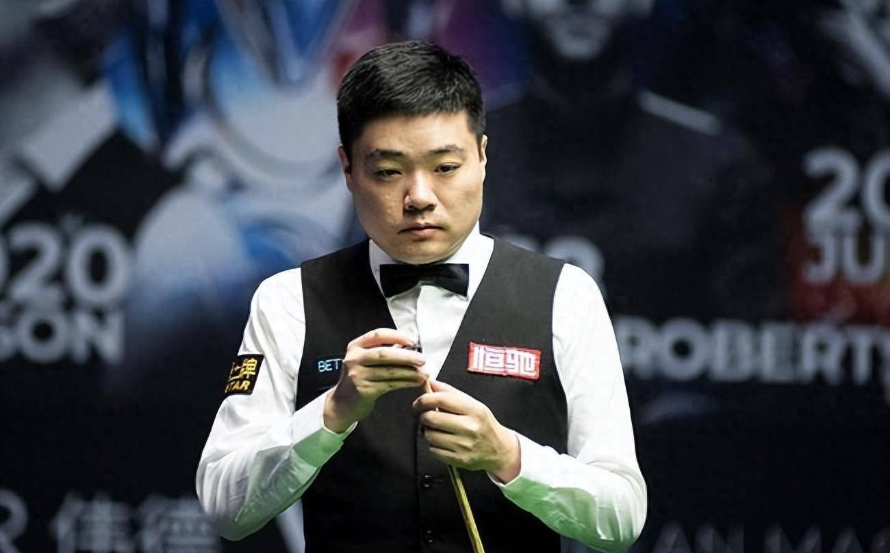 恭喜！中国羽毛球大师赛刘圣书／谭宁女双夺冠央视新闻客户端.