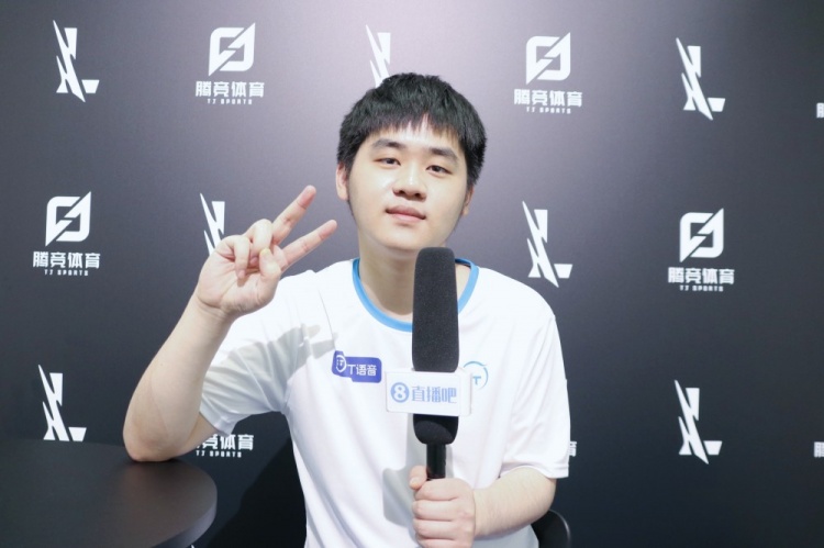 拿到世界杯 拿到世界杯